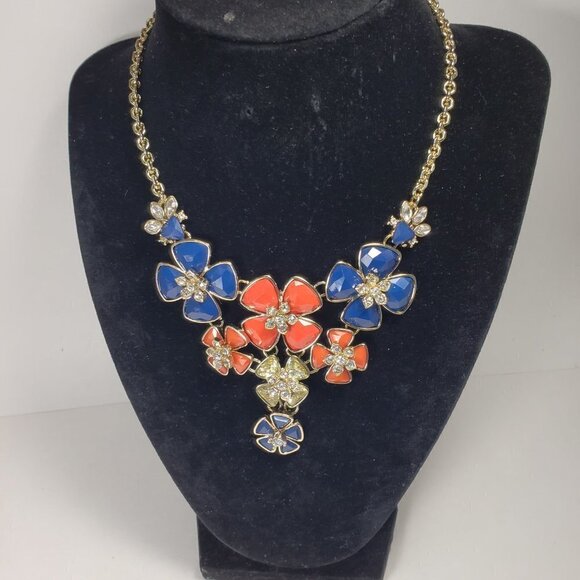 Polished Gold Colorful Flower Sparkle Crystal Necklace Statement Floral Jewelry - Picture 8 of 9